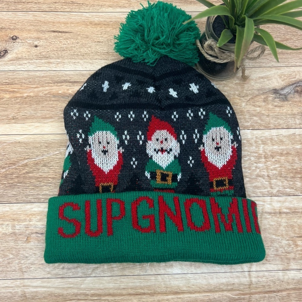 Collection Eighteen Sup Gnomie Christmas Beanie unisex